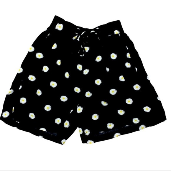 Urban Outfitters Pants - Urban outfitters | Sunflower shorts